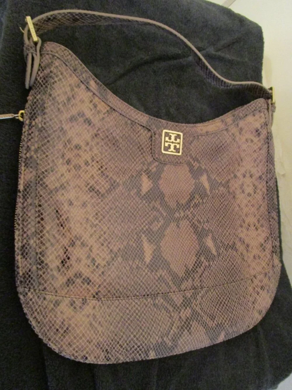 Tory Burch Catalina Python-Embossed Hobo - Picture 3 of 9